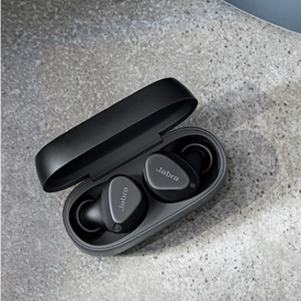Jabra Elite 4 Active Earbuds | with Noise Cancellation | Black